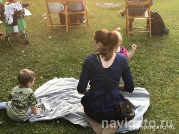 14 детей обрели семью