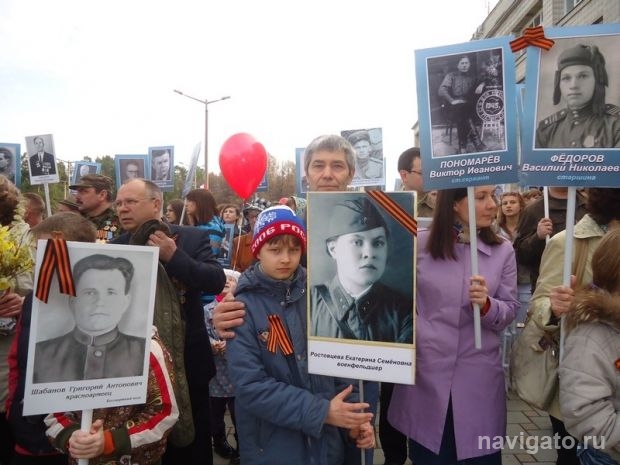 И смотрят вслед нам те, кто жил во имя нас