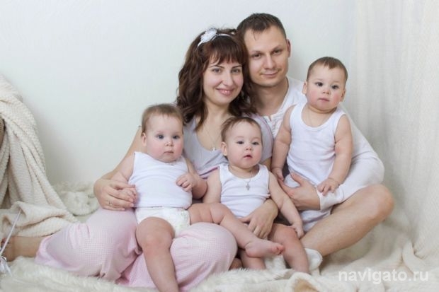 «Королевским» тройняшкам исполнился годик