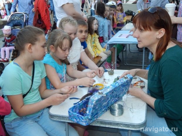 Яркие краски детства
