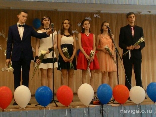 «Под звуки нестареющего вальса»