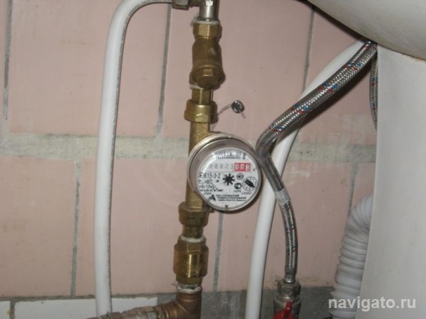 Счётчики воды: поверять или менять?