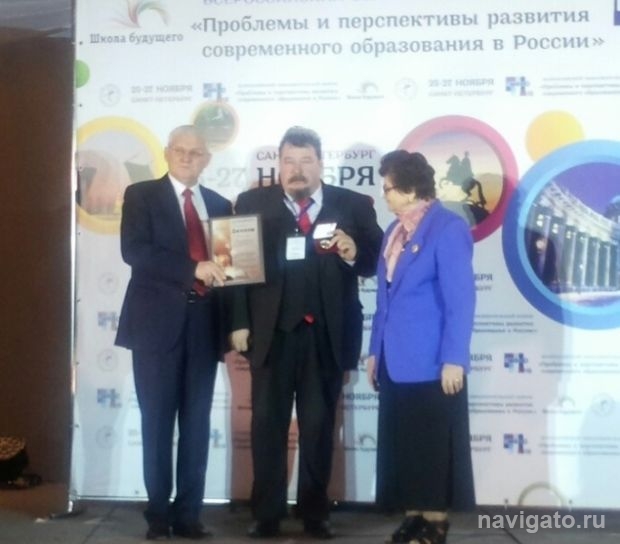 В сотне лучших школ России