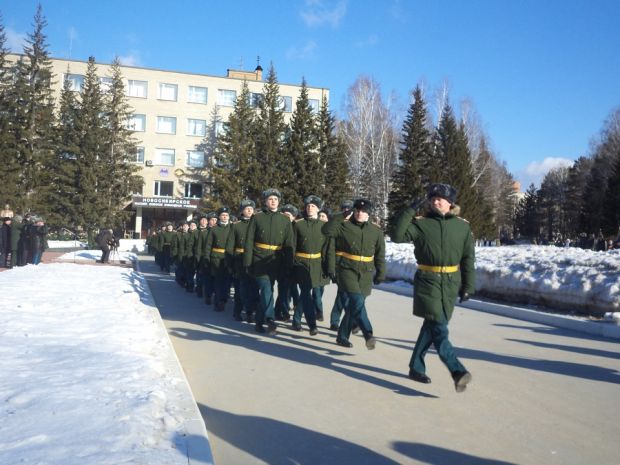 В добрый путь, офицеры!