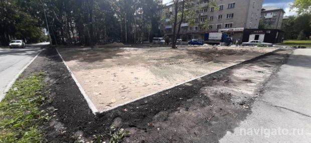 В сквере на ОбьГЭС