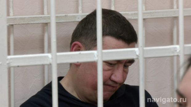 За растраты в МУП «САХ»