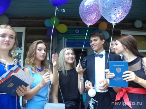 В Бердском медицинском колледже прошёл 70-й выпускной
