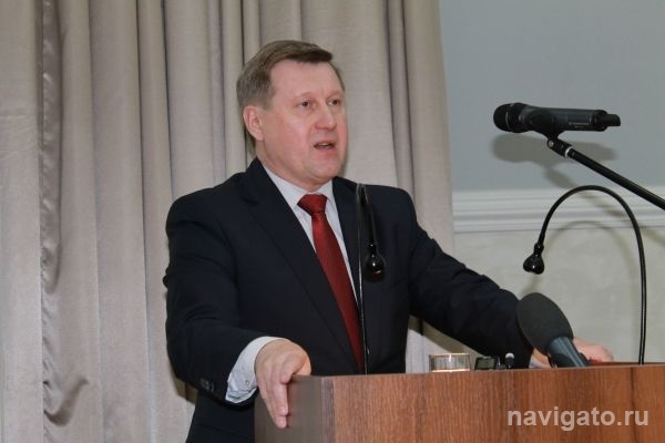 Мэр Анатолий Локоть поздравляет новосибирцев с первым сентября
