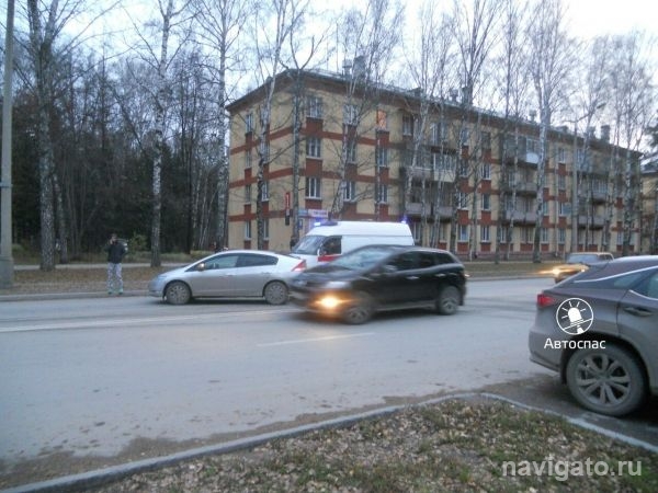 Пенсионер попал под колеса автомобиля в Академгородке