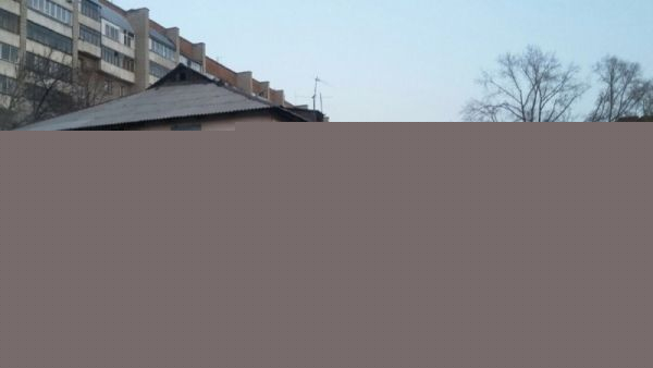 30 человек вывели из горящего дома пожарные в Новосибирске 