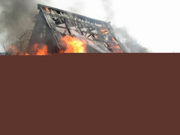 Два дачных домика сгорели в Cоветском районе