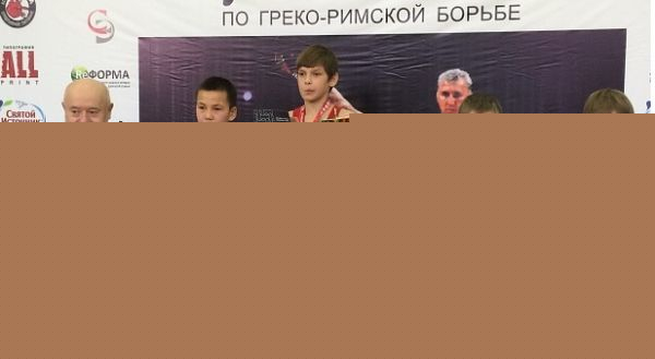 На Шлюзе прошел турнир по греко-римской борьбе