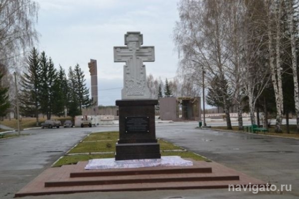 Бердск: суета вокруг креста