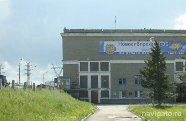 «Субару» сбила женщину на пешеходном переходе плотины ГЭС