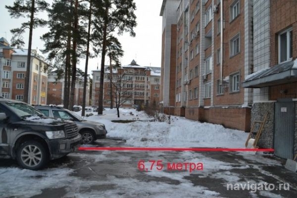 Снег разбил машину в Бердске