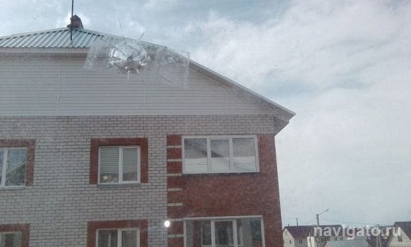 Выстрелами «снайперы» разбили окна в Бердске