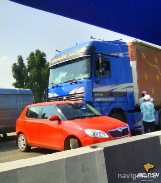 Авария у Нижней Ельцовки заблокировала Бердское шоссе