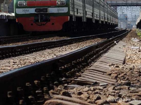 ​Двое мужчин попали под электричку в Бердске