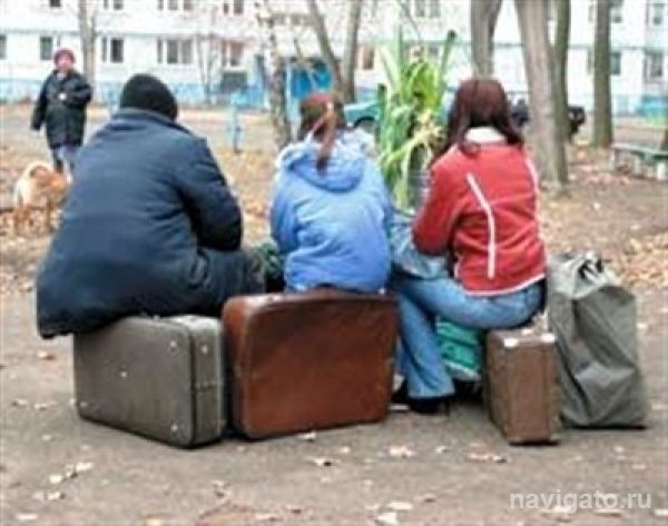 Судебные приставы выселили из общежития на ОбьГЭС две семьи