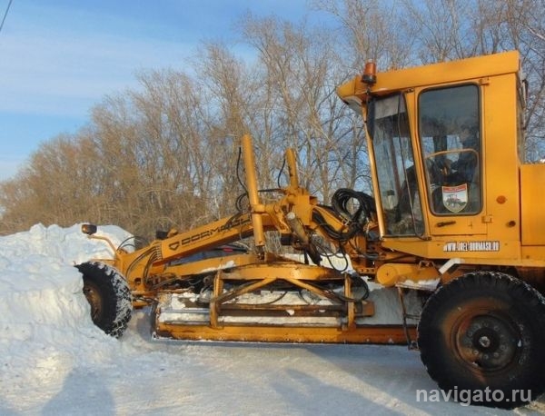 За сутки вывозится более 2000 кубометров снега
