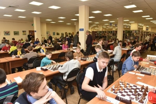 Школьники из Кольцова взяли серебро в шахматах
