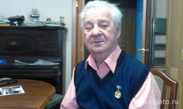 Область отметила заслуги педагога Алексея Бороздина