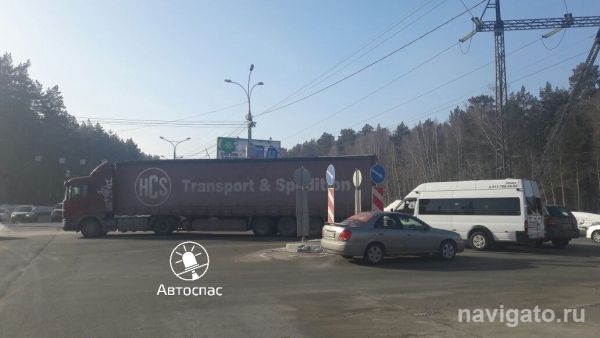 Авария на выезде из Академгородка
