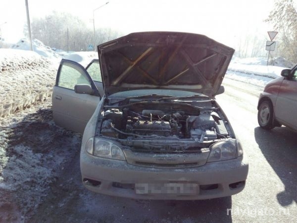 На ОбьГЭС из-за одеяла на двигателе загорелась Тойота