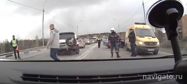 Массовое ДТП с пострадавшими собрало пробку на Бердском шоссе