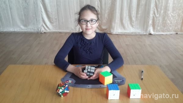 В ВКИ НГУ собрали кубик Рубика