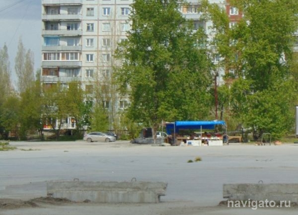 Асфальтовые площадки под старым рынком в «Щ» сняли с торгов