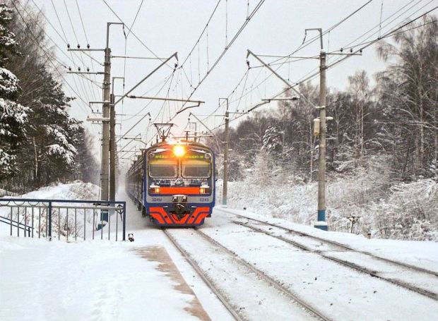 Как будут ходить электрички в праздничные дни марта