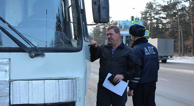 Проверяют автобусы: в Новосибирске проходит профилактическая акция «Турист»