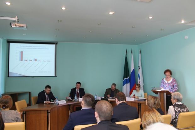 Жители Левого берега чаще других обращаются к районной власти