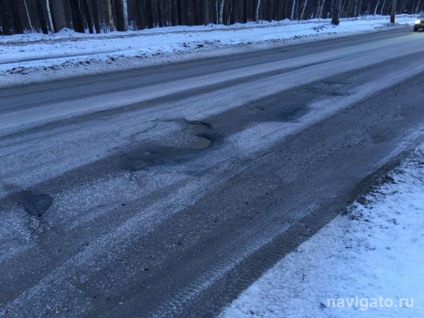 Яма раз, яма два: автомобилисты Советского района в шоке от весенних дорог