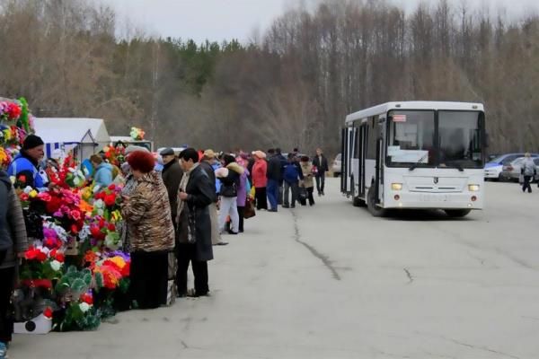 В родительский день до кладбища на ОбьГЭС пустят автобус