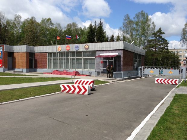 Убрать, нельзя оставить: прокуратура потребовала от СО РАН убрать свалку около НВВКУ