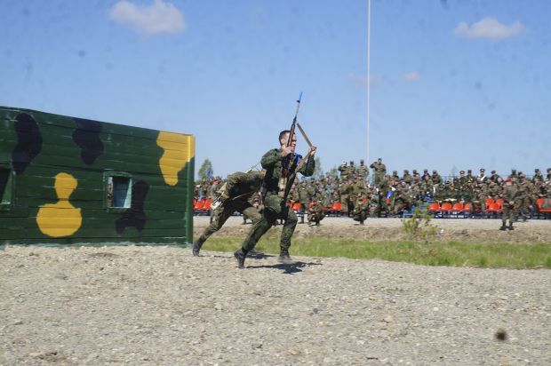 Курсанты НВВКУ приняли участие во всеармейских соревнованиях среди снайперских подразделений