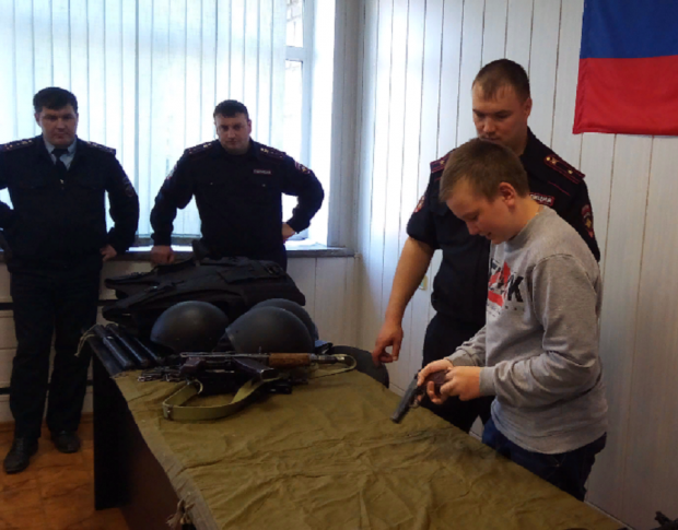 В гостях у стражей правопорядка