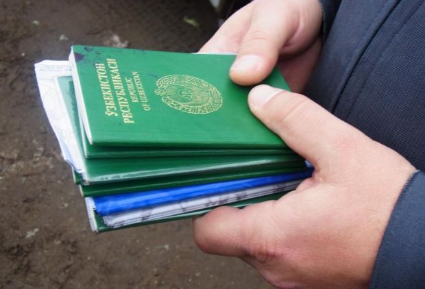 Владелица «резиновой квартиры» поплатилась за регистрацию 14 мигрантов