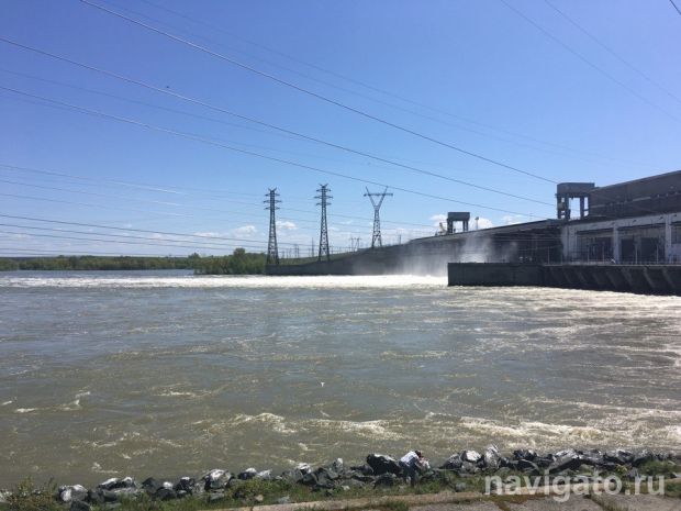 На дамбе ГЭС установят пункт весового контроля