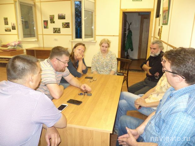 Встречу по раздельному сбору мусора провел депутат Александр Фельдбуш