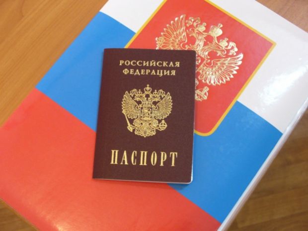Первый паспорт и интерактивная программа ждут школьников