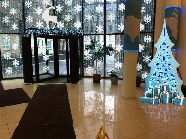 Украсить город к Новому году: в Новосибирске объявлен конкурс на лучшее оформление