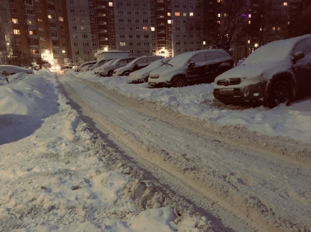 Ни проехать, ни пройти: жители Советского района жалуются на коммунальщиков