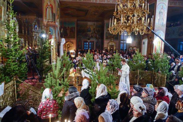 Праздничное богослужение в честь Рождества Христова покажут на канале ОТС