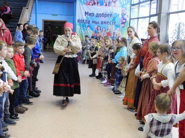 «Пришла коляда»: на Шлюзе отметили Рождество