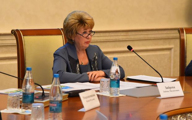 Заксобрание НСО объявило конкурс по выбору нового детского омбудсмена