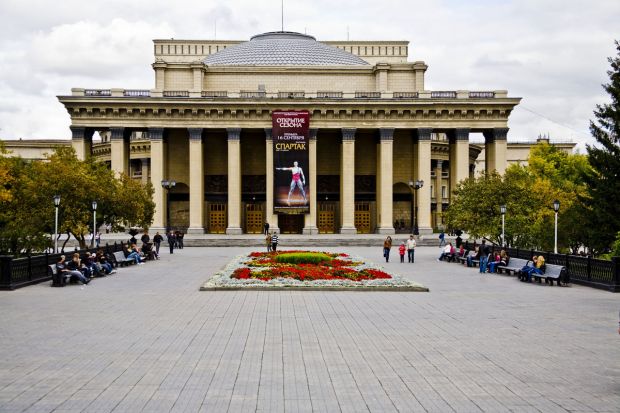 В Новосибирске появился Театральный сквер