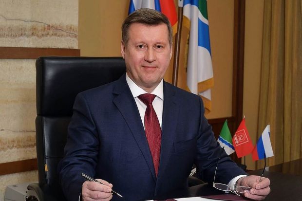 Анатолий Локоть поздравил юных новосибирцев с праздником